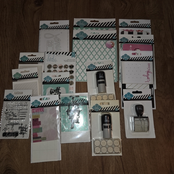 Lot of 17 Heidi Swapp Stamps, Cards Etc - Picture 1 of 5